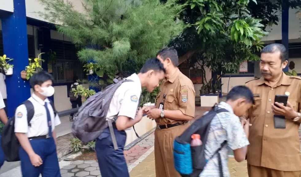 SMPN 3 Cikupa Kembali Aktifkan Tradisi Sambut Siswa