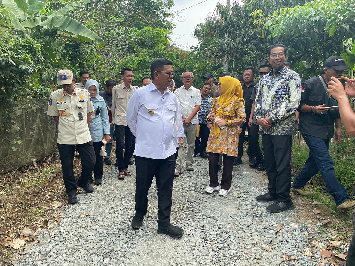 40 Ruas Jalan Desa Mulai Dibangun