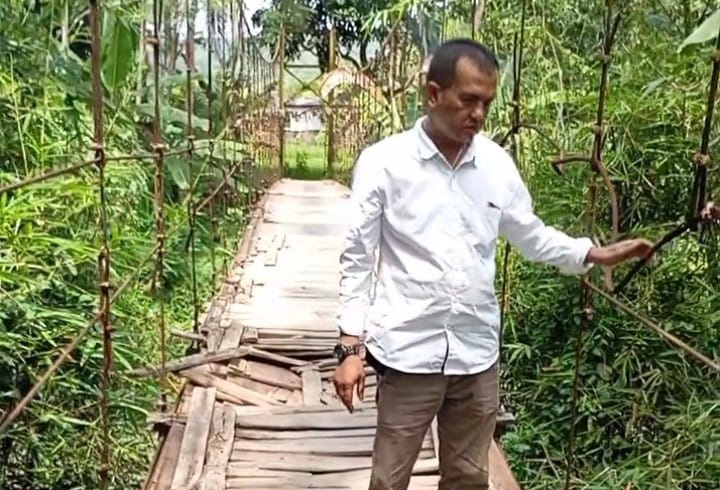 Ratusan Jembatan Gantung Tidak Layak
