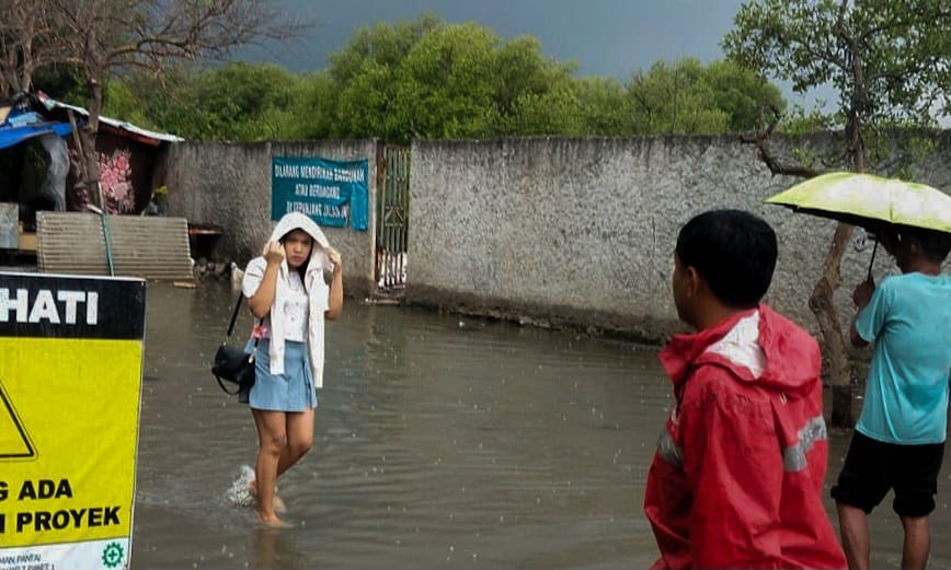 Banjir Rob Melanda Dua Kecamatan