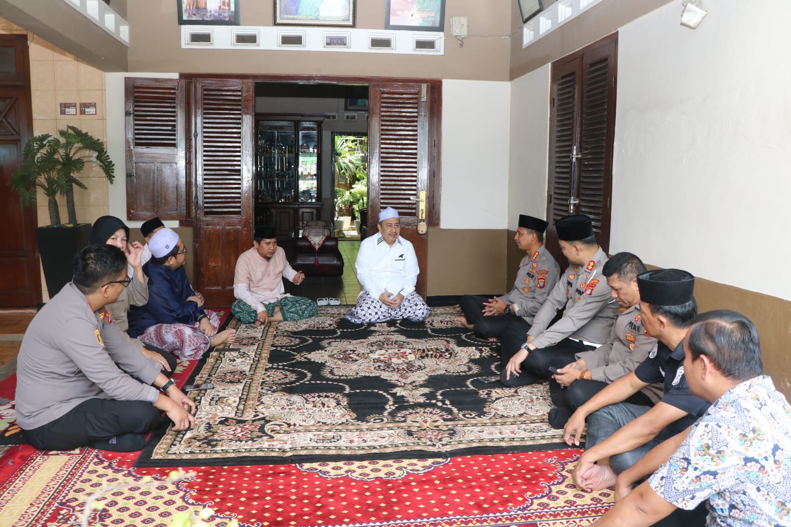 Pererat Sinergi Ulama dan Umaro, Kapolres Metro Tangerang Kunjungi Ponpes Alhasaniyah