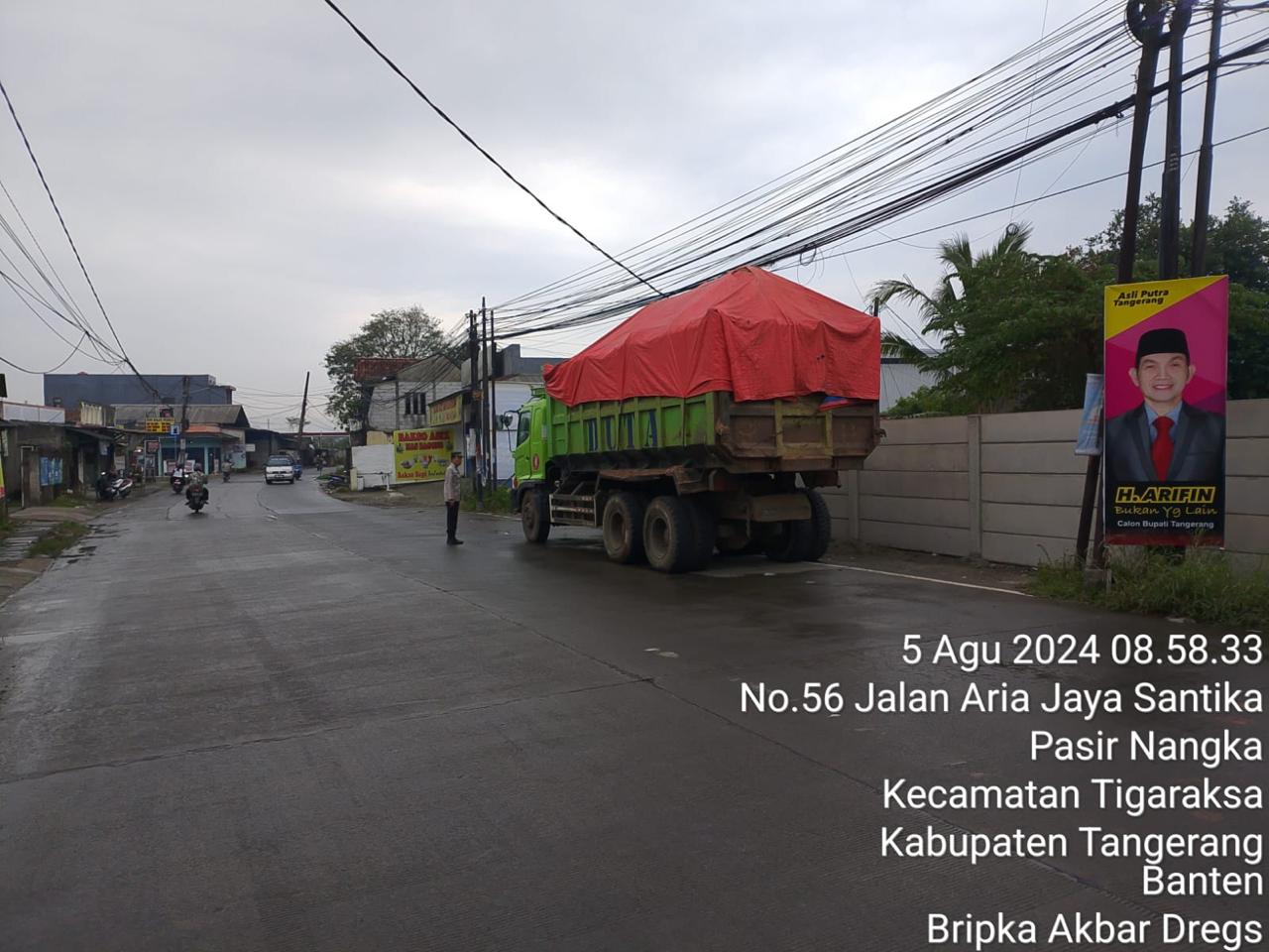 Truk Tanah Langgar Jam Operasional Diusir Polsek Tigaraksa 