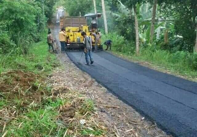 50 KM Jalan Desa Akan Ditangani Setiap Tahun