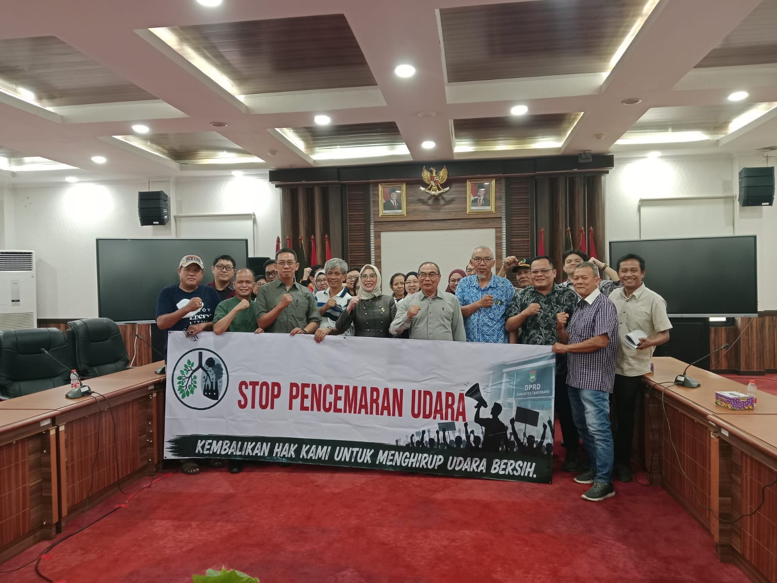 Bau Menyengat Industri Milenium Dikeluhkan Warga