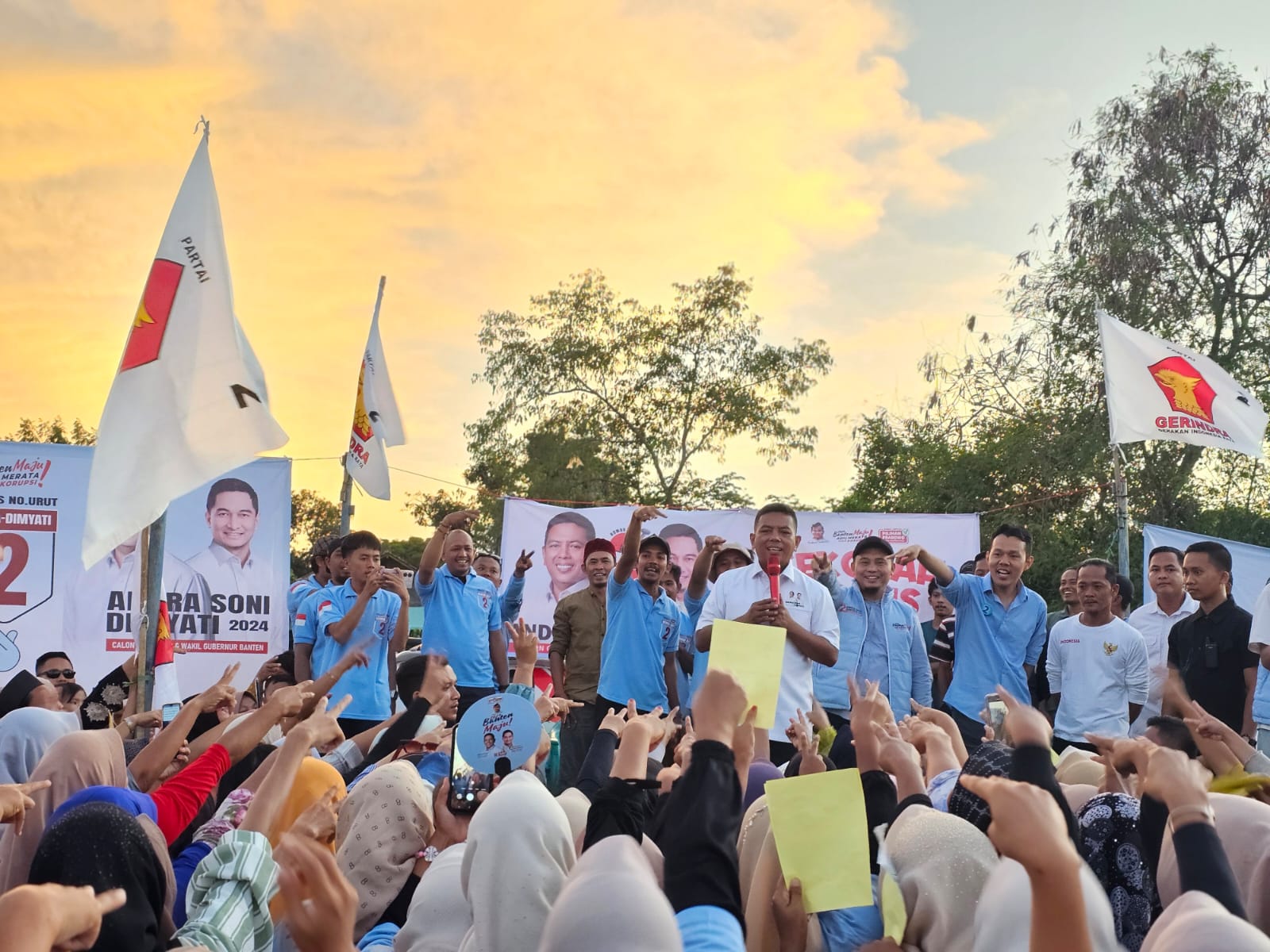 Kampanye di Kota Serang, Andra Soni Temui Ribuan Warga