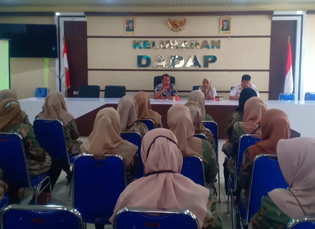 Dorong Petugas Kesehatan Tingkatkan Pelayanan
