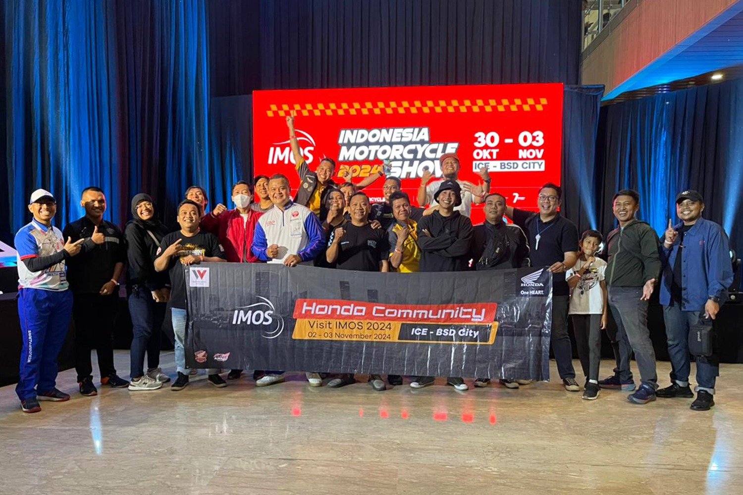 Puluhan Bikers Rolling City ke IMOS 2024, Intip Megahnya Booth Honda Sambil Workshop Safety Riding