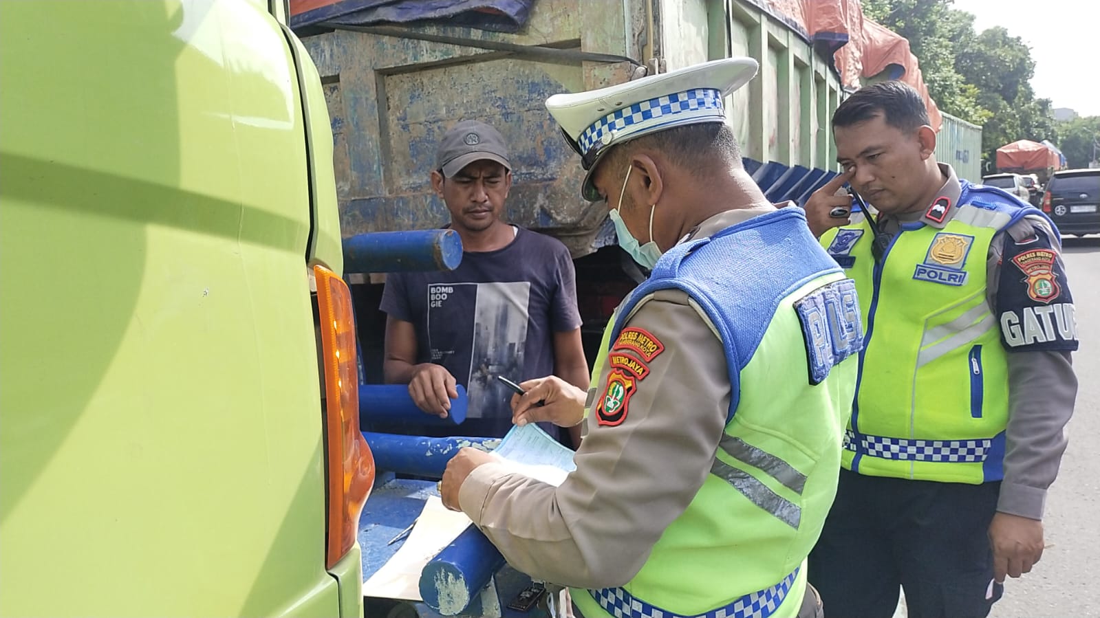 58 Truk Tanah Langgar Perwal dan Perbup Ditindak Tegas 