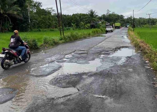 Rp10,6 Miliar untuk Perbaiki Jalan Aweh-Leuwidamar