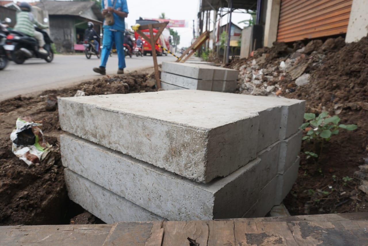 Diberhentikan Ormas Akibat Kecewa Tak Bertemu Pihak yang Dituju, Proyek Drainase Depan PT Bosung Mandek