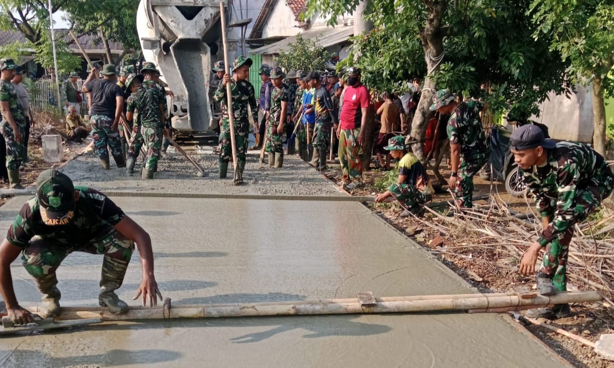 1.152 Meter Jalan di Kampung Bendungan Desa Gintung Dicor melalui TMMD 