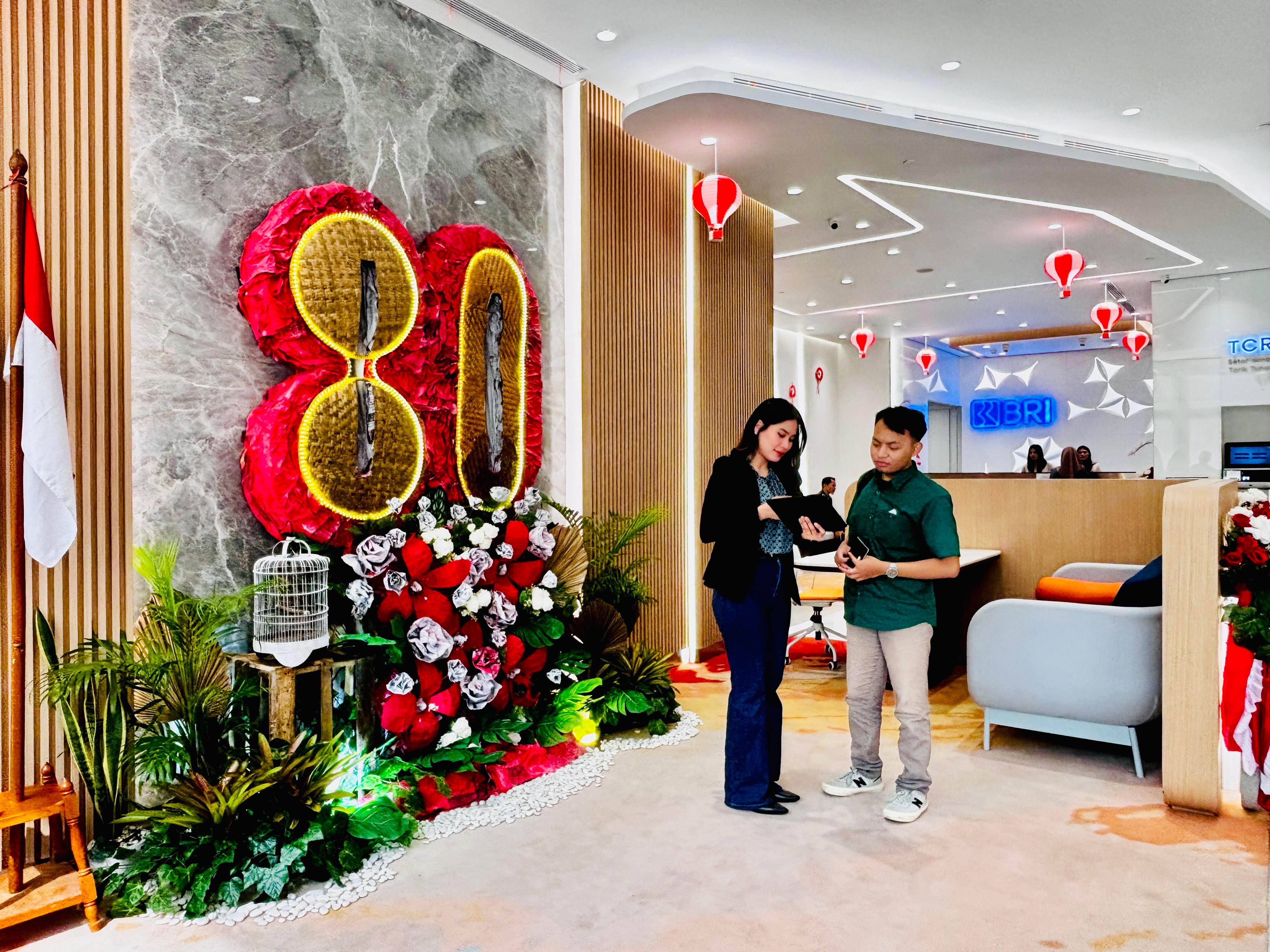 BRI Region 8 Jakarta 3 Semarakkan HUT RI dengan Gelar DekorAksi BRILiaN 2025