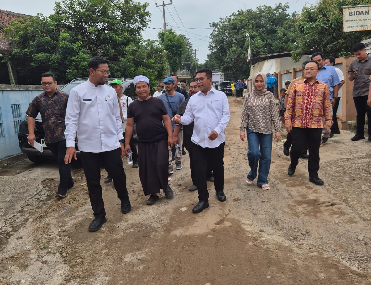 Target H-10 Rampung, DPUPR Mulai Perbaiki Jalan Wisata