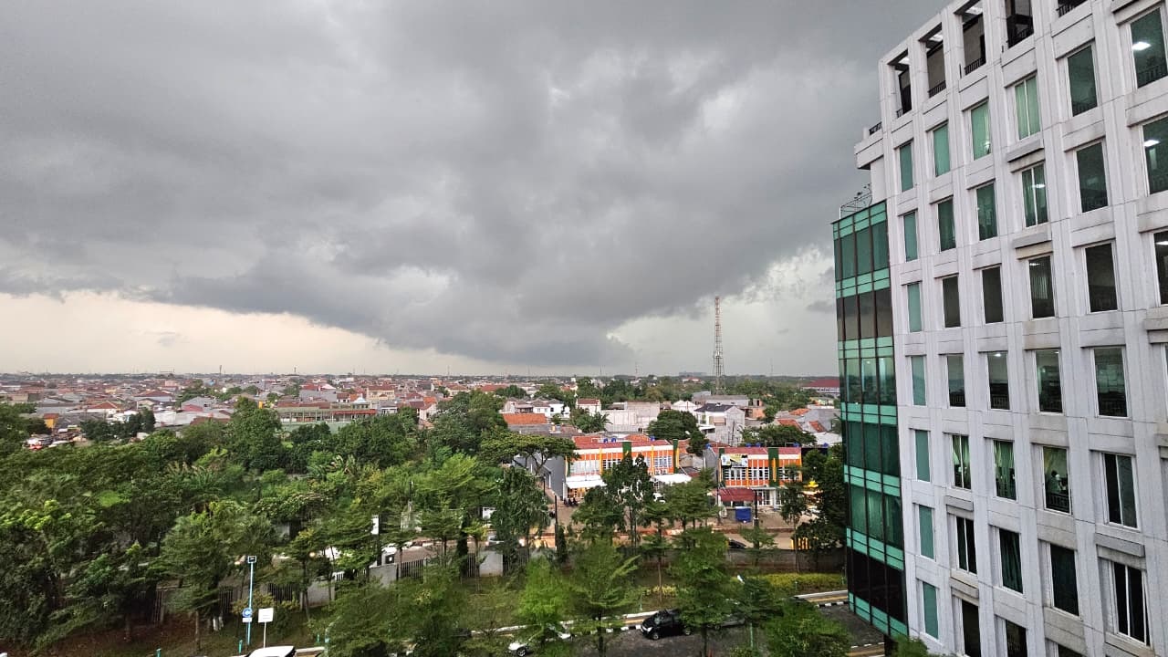 Cuaca Tak Menentu, Waspada Hujan dan Angin