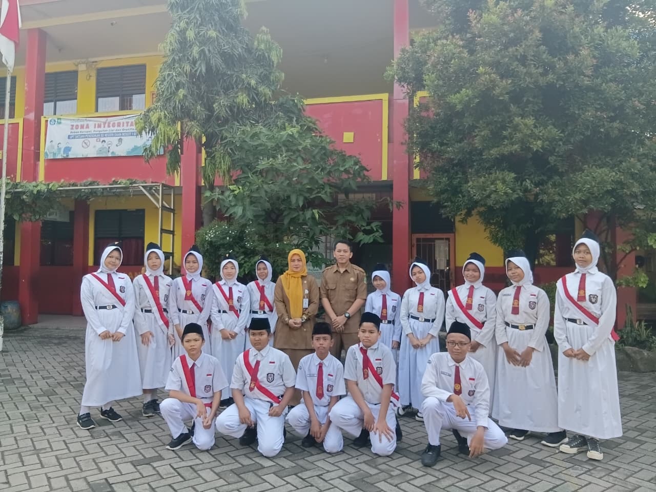 SDN Daan Mogot 3: Upacara Bendera Jadi Wadah Latihan Mental Siswa