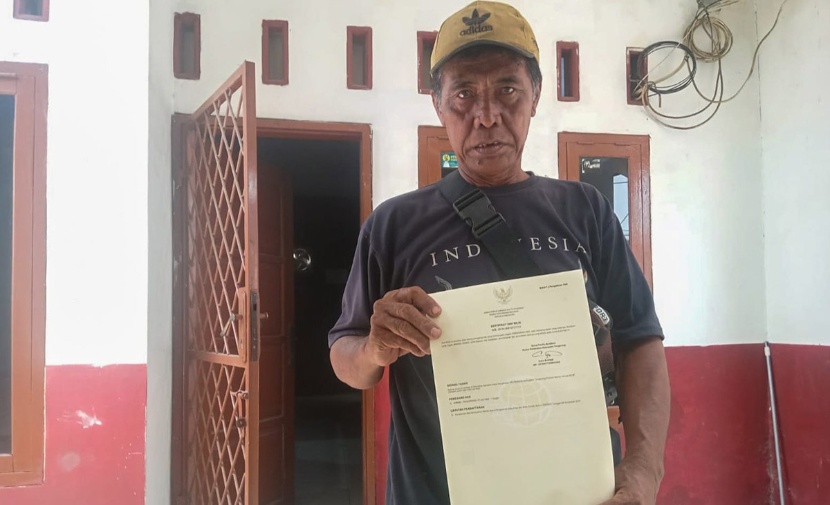 Pemdes Babakan Asem Distribusikan 70 Sertifikat Tanah PTSL BPN Kabupaten Tangerang