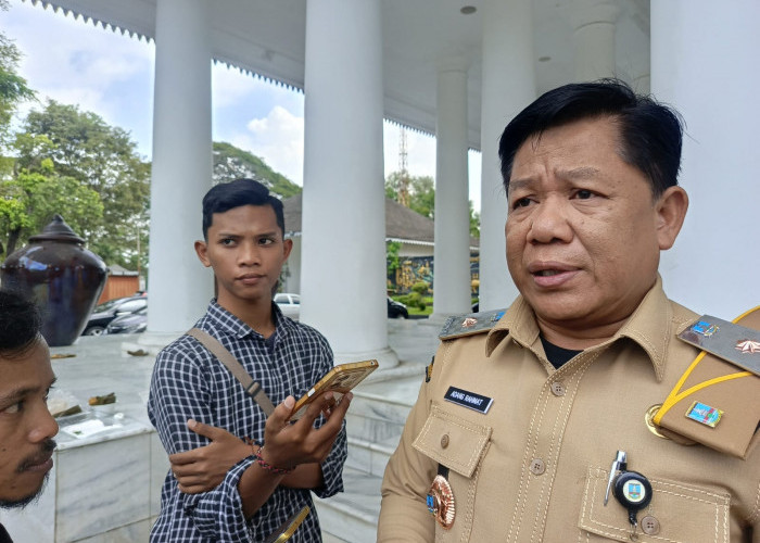 Harga Kebutuhan Pokok Merangkak Naik