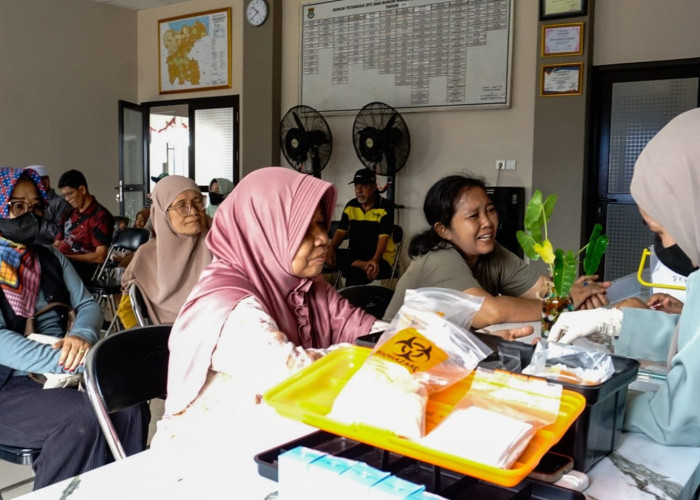 68 Warga Kuta Baru Cek Kesehatan dan Dapat Obat Gratis