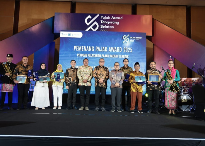 Warga Taat Pajak Diberi Penghargaan