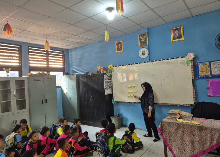 SDN Daan Mogot 1 Program English Day