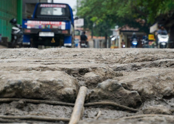Batas Maksimal Beban Jalan Protokol Hanya 8 Ton