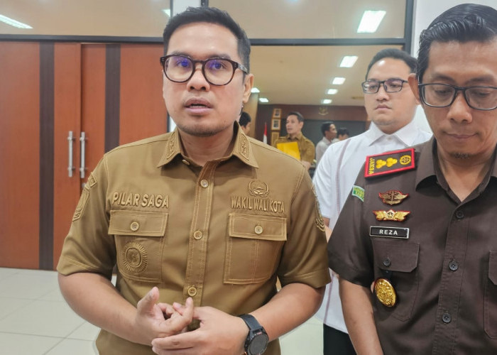 Warga Sekitar TPAS Cilowong Minta Kompensasi Rp1 Miliar