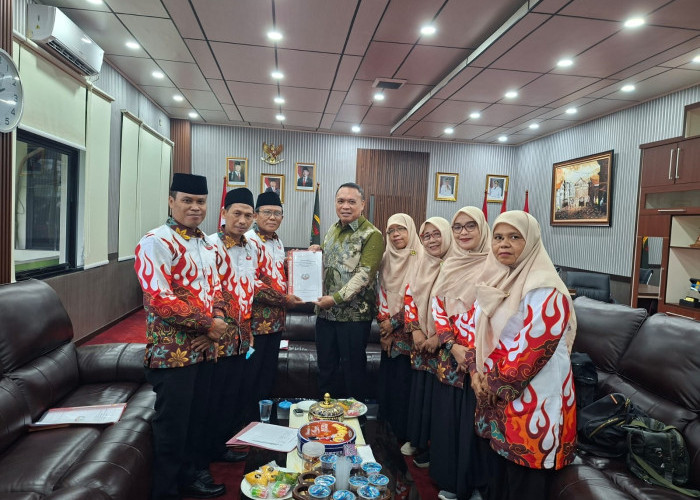 Guru Madrasah Swasta di Kabupaten Tangerang, Sebulan Digaji Rp65.000 Hingga Rp200.000