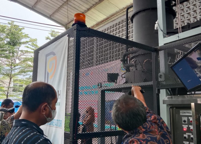 Dewan Sebut Uji Coba Pengolahan Sampah Incenerator Bagian Ikhtiar Pemkot Tangerang