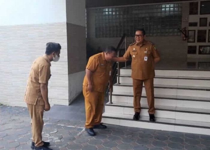 Sidak Pagi Wakil Wali Kota: ASN Tak Apel Langsung Dicari