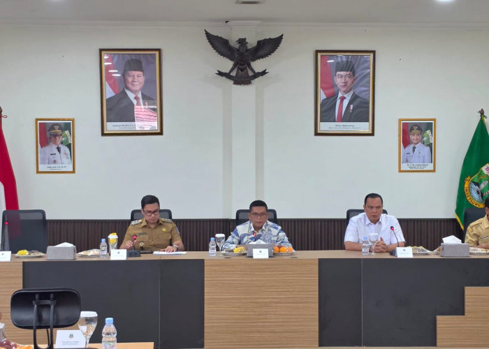 Gubernur Andra Kumpulkan Kepala Daerah di Tangsel, Bahas Penanganan PJU Jalan Nasional