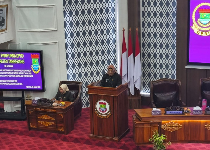 DPRD Sahkan Tiga Raperda Strategis