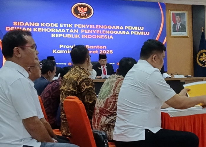 Bawaslu Kota Tangerang di Sidang Etik, Saripudin Tidak Hadir,  Sachrudin Hadir 