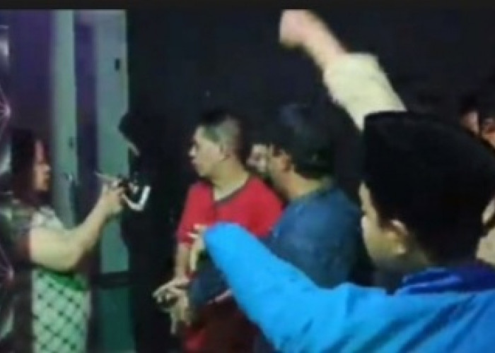 Tempat Hiburan Malam Berkedok Kafe, Bikin Resah, Digeruduk Warga dan OKP