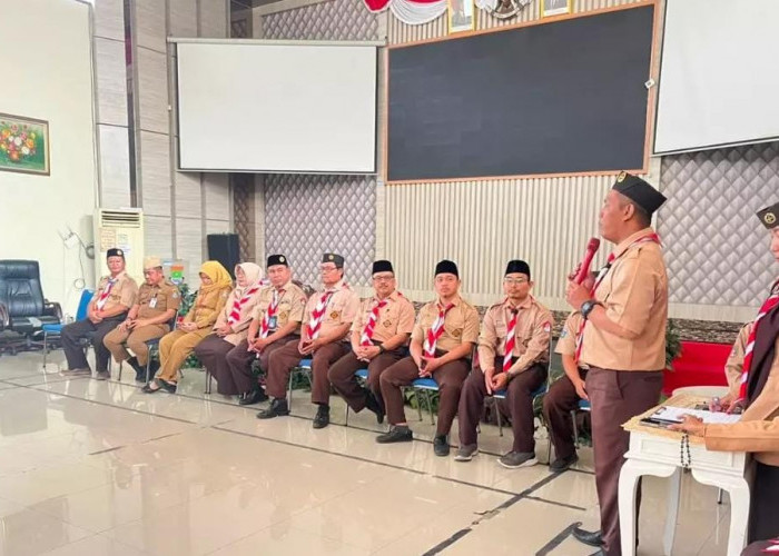 Camat Kelapa Dua Lepas Peserta Jambore Nasional 2026, Dorong Pramuka Tampil Percaya Diri dan Berkarakter