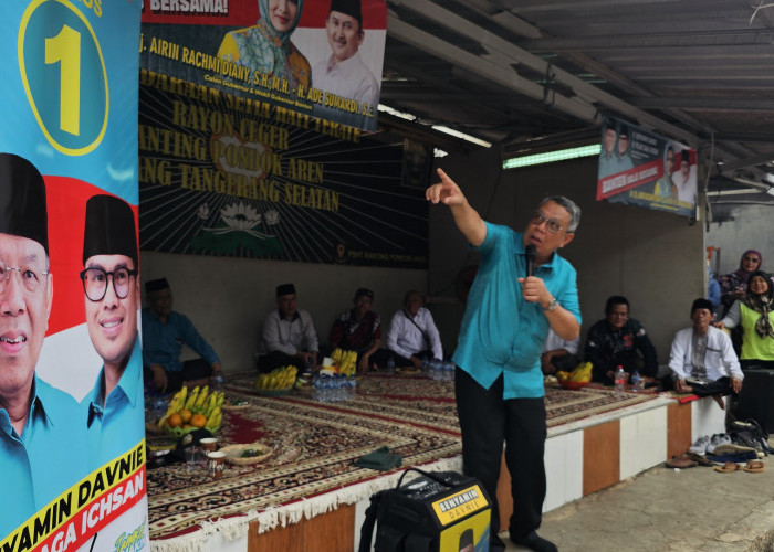 Hari Pertama Kampanye, Calon Walikota Benyamin Datangi Ibu-Ibu di Pondok Aren