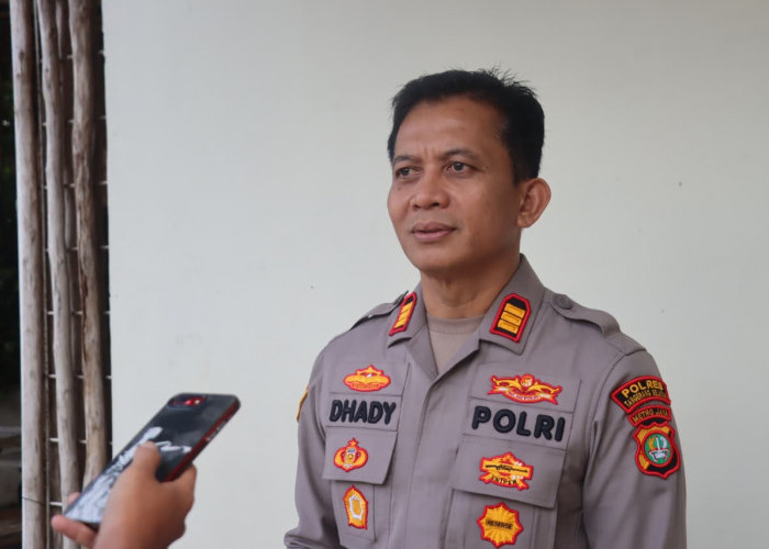 Polisi Ringkus Pembuat SIM Palsu