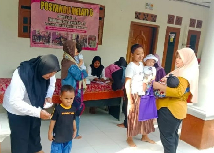 TP PKK Desa Kemuning, Ajak Warga Rutin ke Posyandu