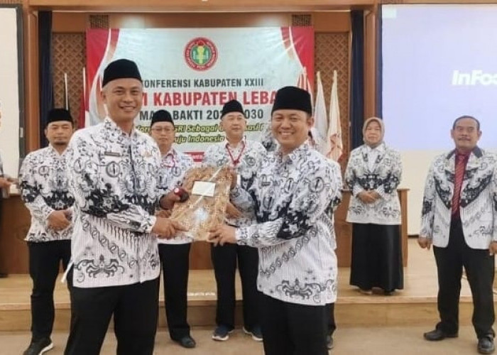 Iyan Fitriyana Nahkodai PGRI, Siang Jadi Gerbang Peningkatan Pendidikan
