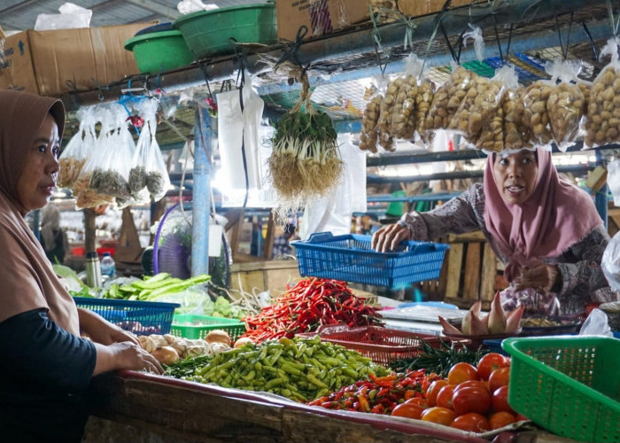 Harga Sembako di Pasar Mauk Stabil