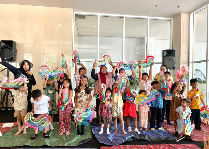 Perayaan Hari Batik, Atria Hotel Gading Serpong Hadirkan Kolaborasi Kegiatan Anak Bertajuk “Batik Funventure