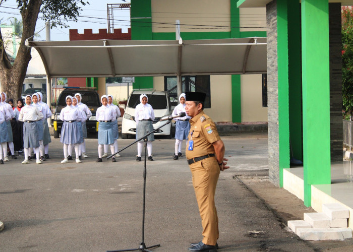 Camat Sukamulya Dorong Soliditas Pegawai Kecamatan dan Kepala Desa