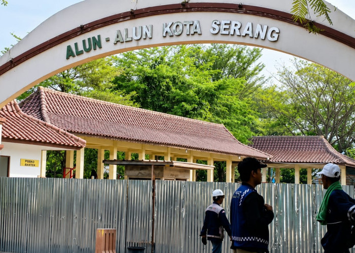Alun-alun Kota Serang Mulai Dipagari