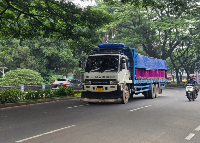 Banyak Truk Langgar Aturan Operasional 