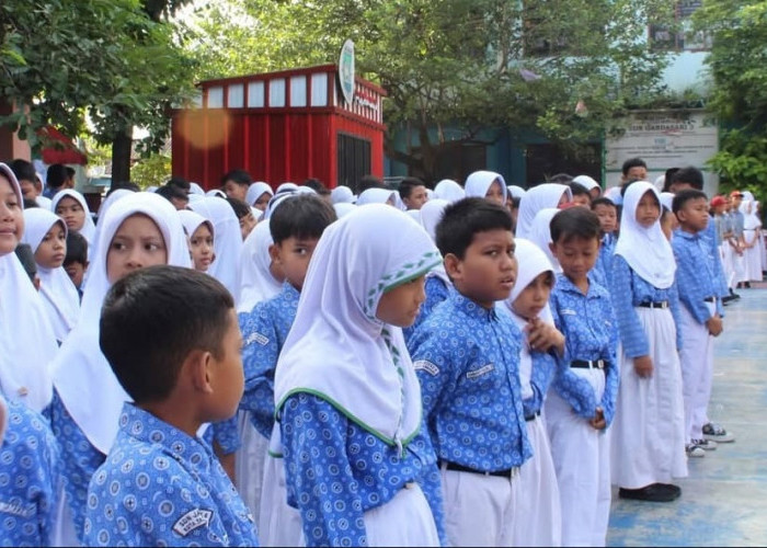 Beasiswa Sudah Disalurkan, Tangerang Cerdas Untuk Siswa Tidak Mampu