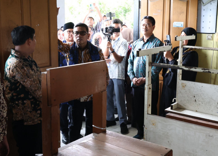 Bangunan SMAN 15 Miring, KBM Tetap Berjalan, Gubernur Banten Realisasikan Perbaikan 