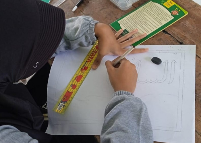 Semarak Ramadan di SMPN 2 Pasar Kemis, Gelar Lomba Kaligrafi untuk Asah Kreativitas