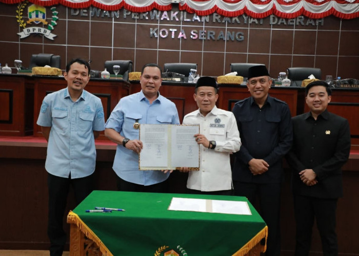 Dewan Beri Catatan Raperda PUK