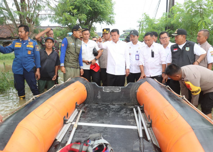 Kolaborasi dengan BBWS C3, Bupati Maesyal Tinjau Banjir di Kresek