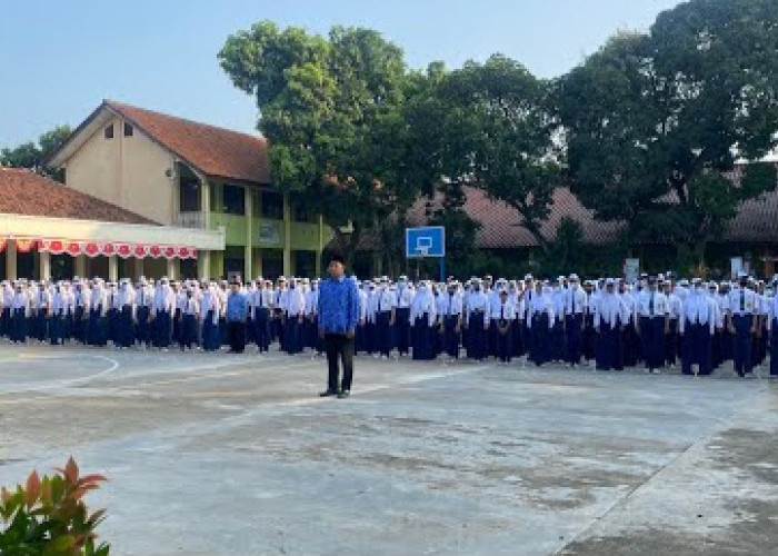 SMPN 1 Pasar Kemis Raih Prestasi Membanggakan dari Renang hingga Voli