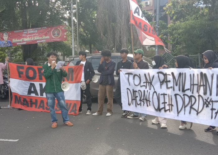 Mahasiswa Tolak Wacana Kepala Daerah Dipilih DPRD, Akademisi: Sama Halnya Rakyat Beli Kucing Dalam Karung